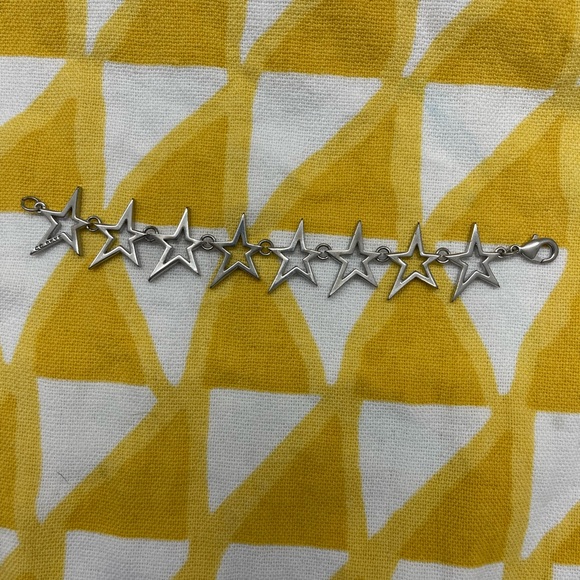 CC skye silver crystal star bracelet preowned - Picture 6 of 8